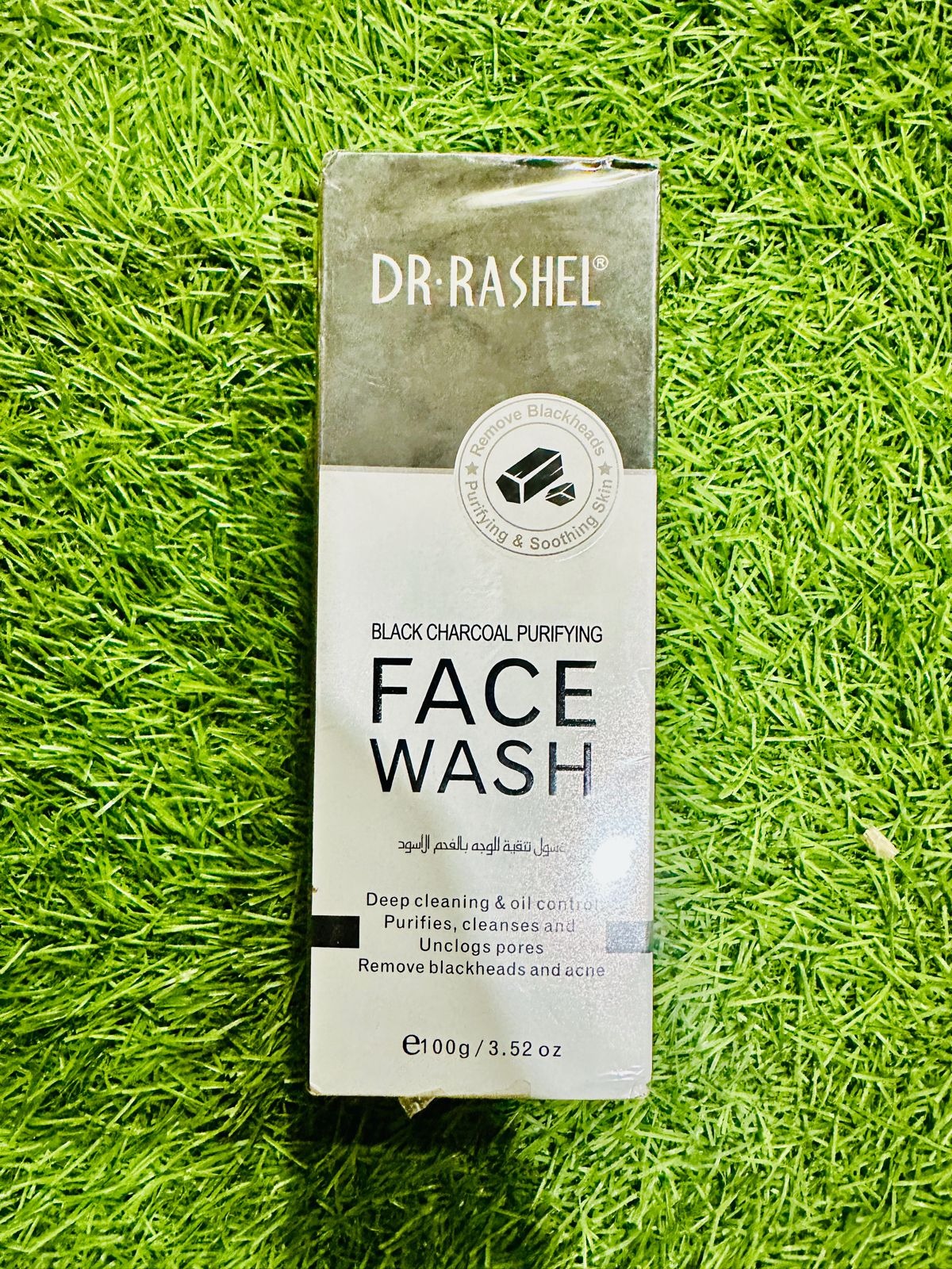 Dr.Rashel Black Charcoal Purifying Face Wash - 100g - Image 2