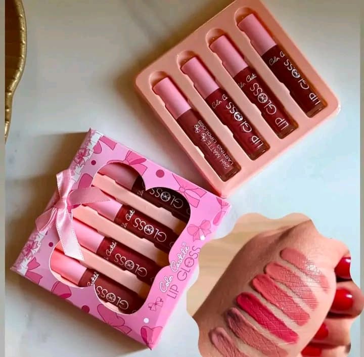 4-Piece Color Castle Bow Lip Gloss Set – Cute Bow Design, Vibrant Shades, Smooth & Glossy Finish - Image 2