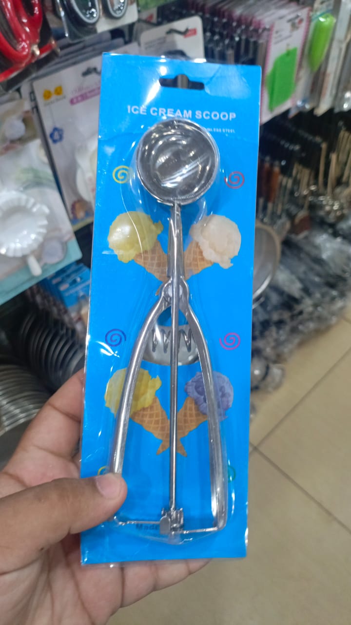 Premium Stainless Steel Ice Cream Scoop - Heavy Duty Metal Scooper Spoon, Dishwasher Safe, Ergonomic Handle for Frozen Yogurt, Gelato, Sundaes & More - Medium, Silver - Image 3