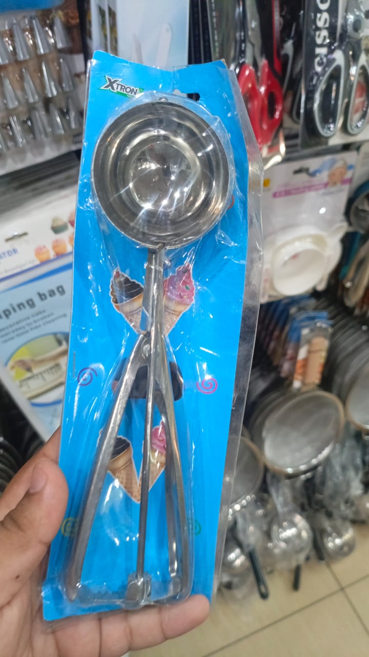 Premium Stainless Steel Ice Cream Scoop - Heavy Duty Metal Scooper Spoon, Dishwasher Safe, Ergonomic Handle for Frozen Yogurt, Gelato, Sundaes & More - Medium, Silver - Image 2