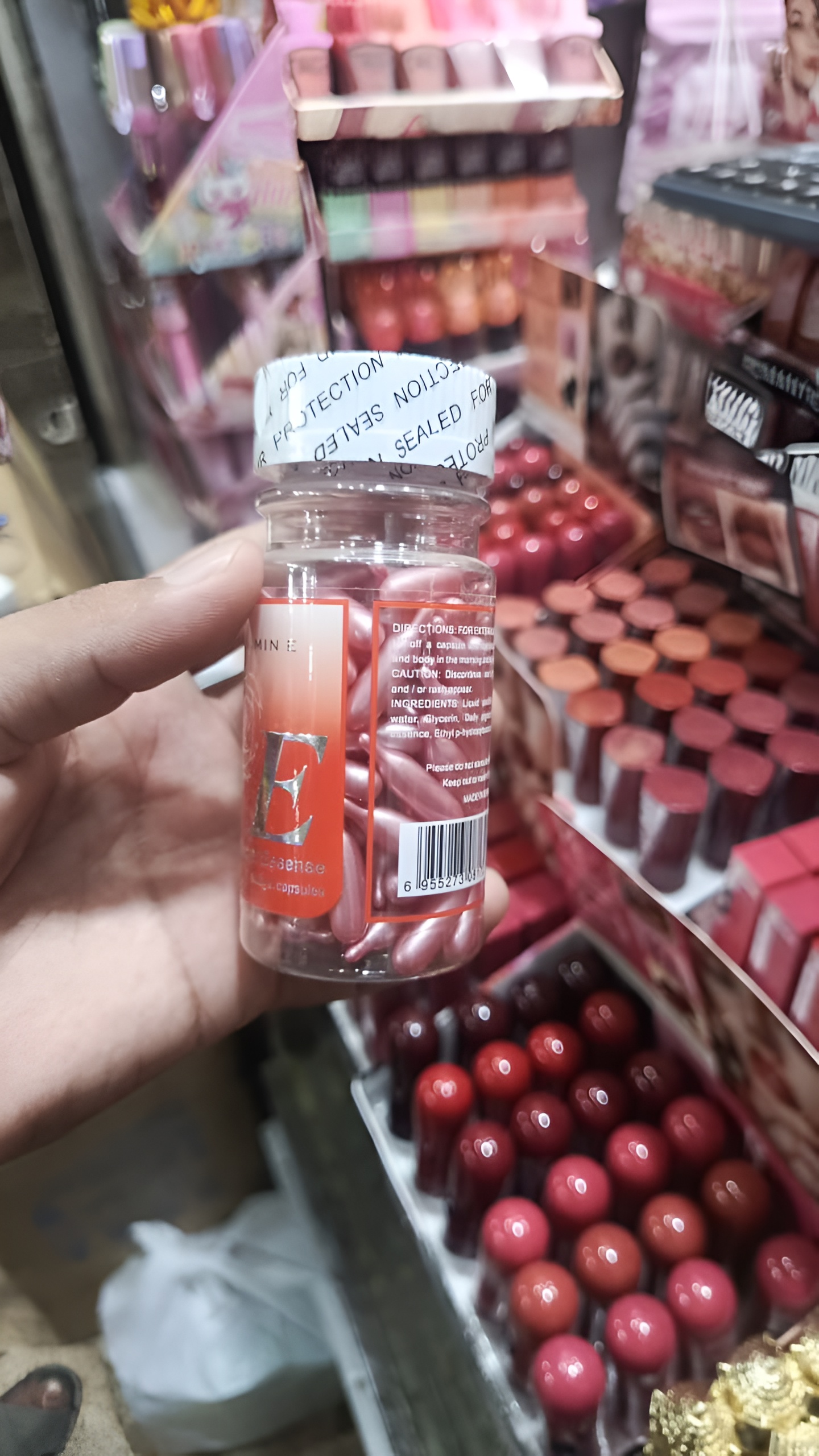 Pack Of 90 Essence of Facial Skincare - Vitamin E Skin Care Facial Capsules | Nourishing, Hydrating, Anti-Aging & Skin Protection Formula - Image 10