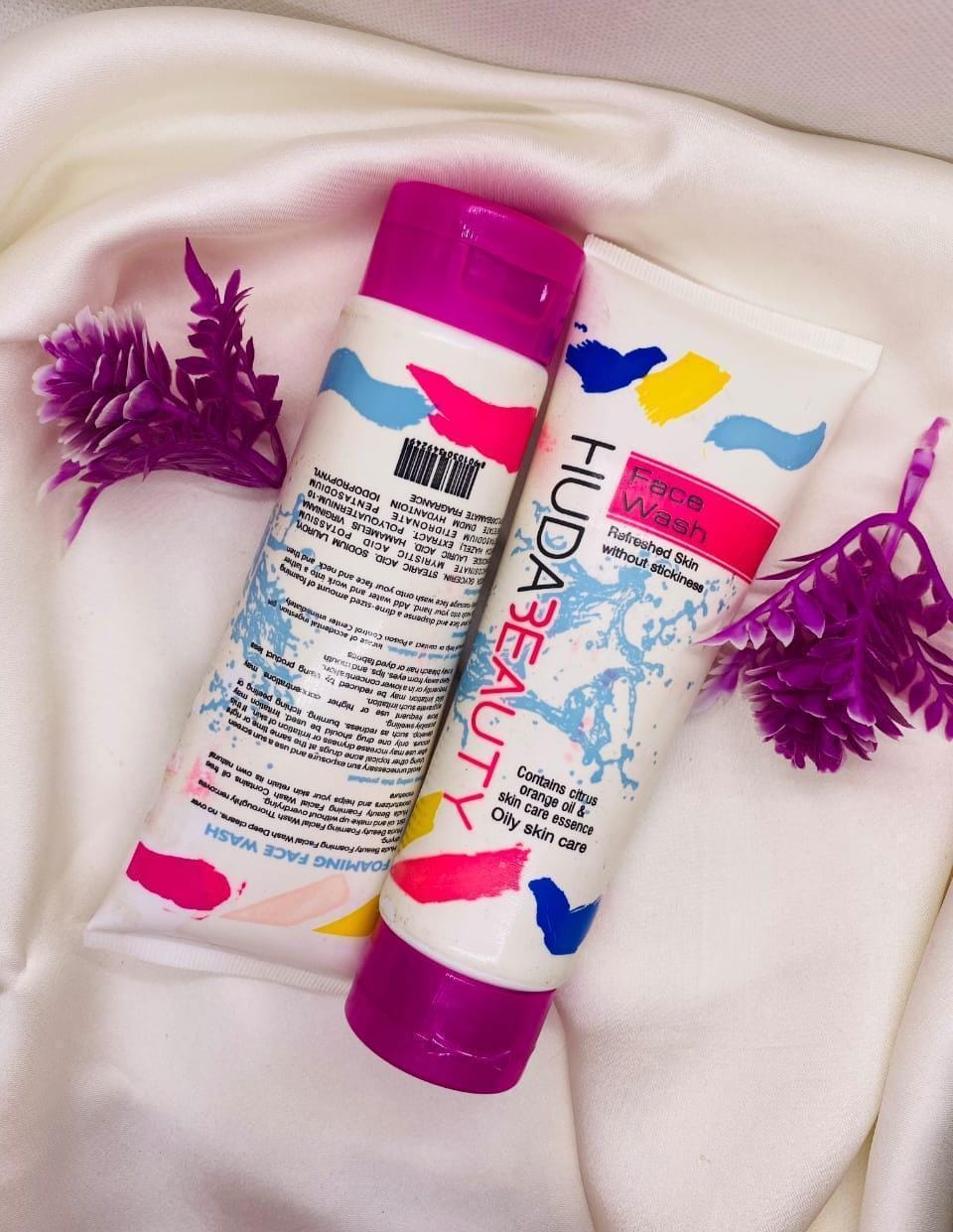 Huda Beauty Face Wash 100ml - Gentle Liquid Cleanser for Oily Skin, Deep Cleansing & Refreshing Daily Skincare Formula - Image 4
