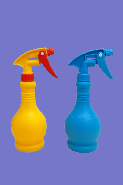 Water Spray Bottle Large for watering plants and ironing cloths Refillable Plastic Spray Bottle, (random color) - Image 6