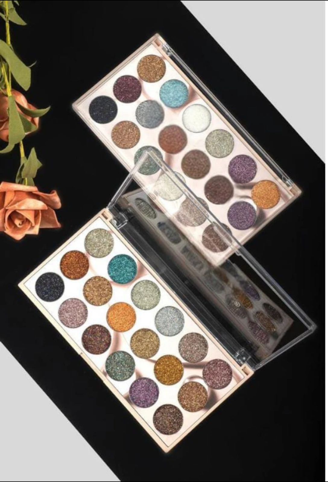 Mocallure Professional 18-Color Glitter Eyeshadow Palette – Bold, Shimmering Shades for Every Look - Image 6