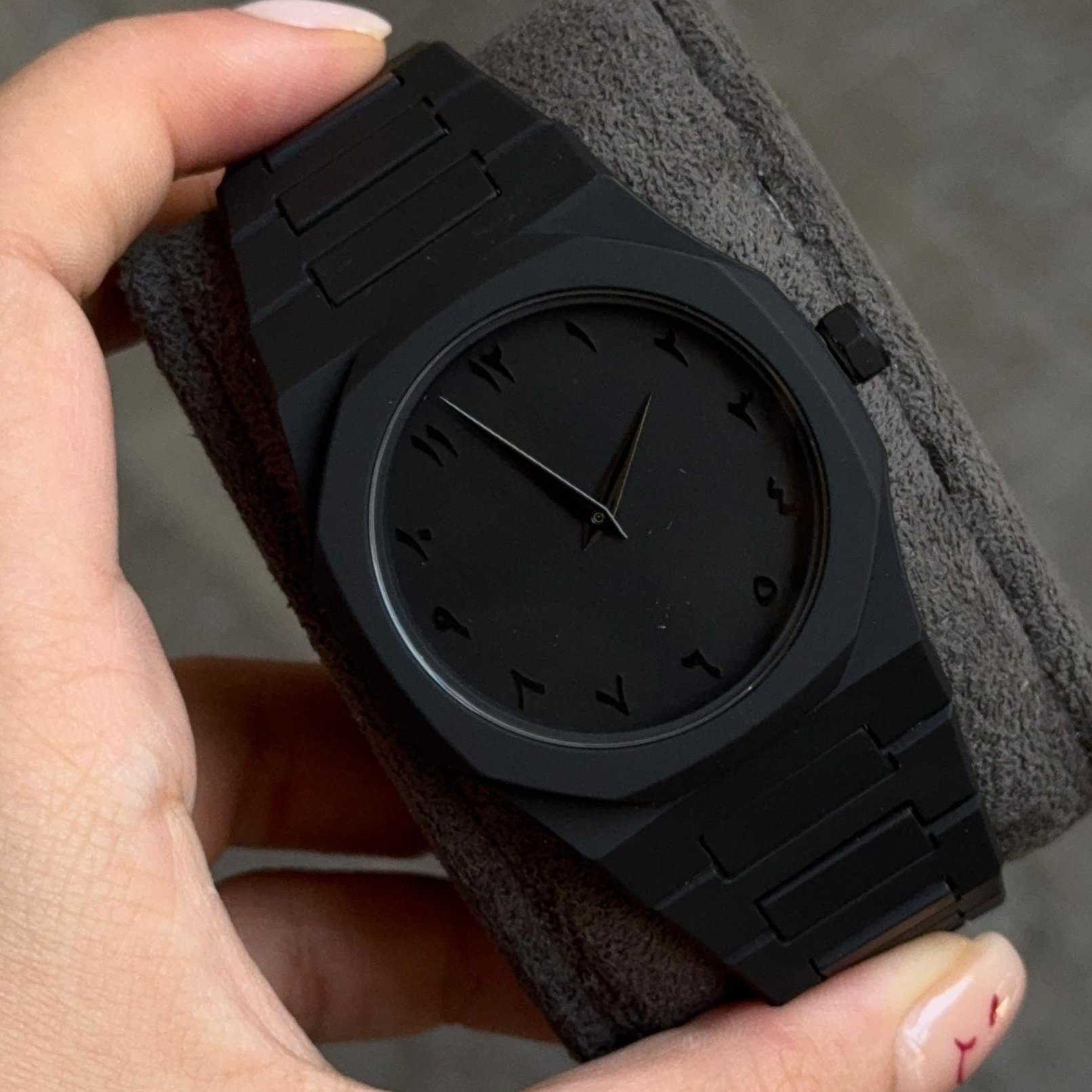 Black Aura Couple Watch Set