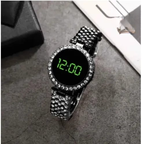 Ladies Round Dial Digital Watch - Image 3