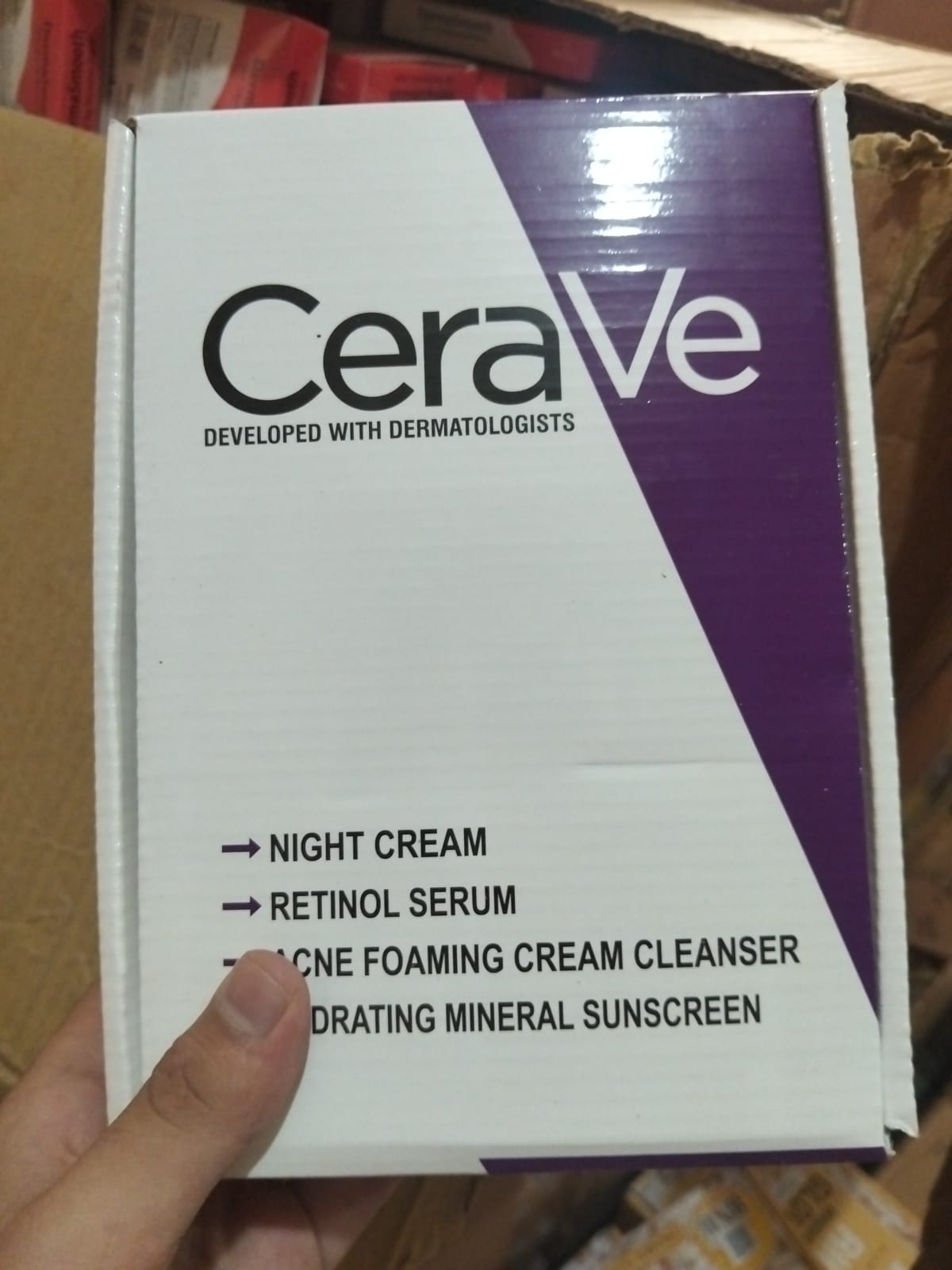 CeraVe 4-in-1 Skincare Kit – Cleanser, Serum, Night Cream & Sunscreen - Image 4